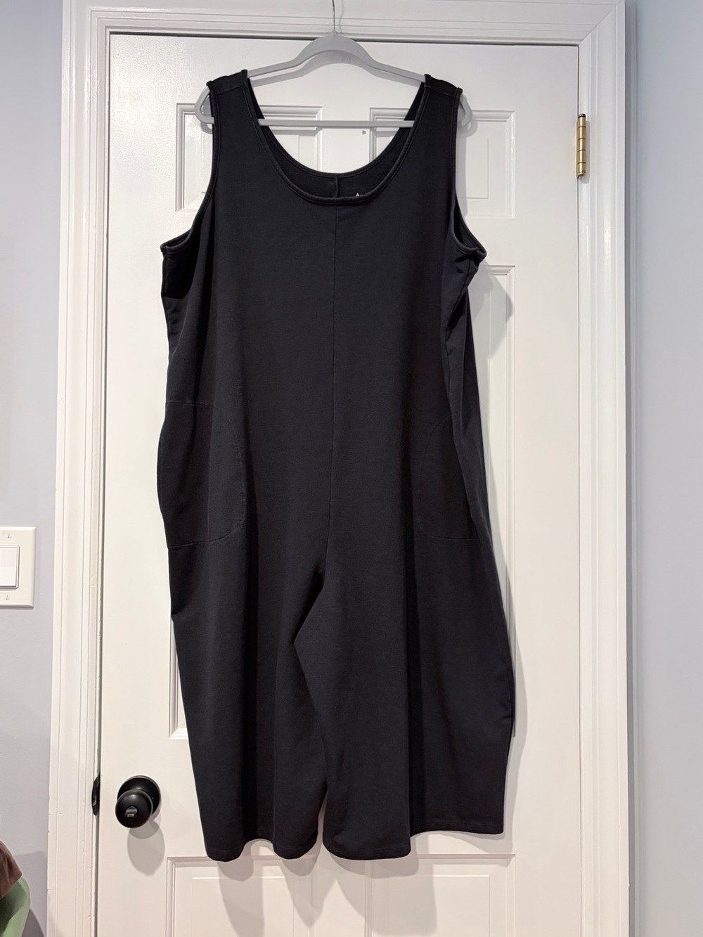 AnyBody Black Sleeveless Midi Jumpsuit Dress